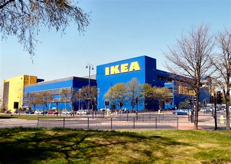 Ikea Manchester © Gerald England :: Geograph Britain and Ireland