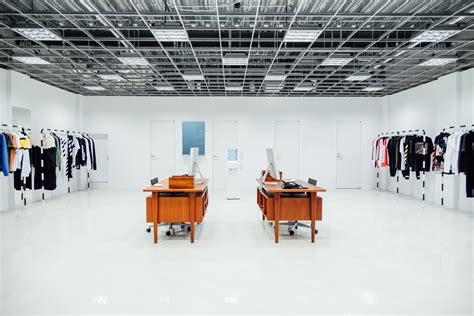 A Look Inside the OFF-WHITE Tokyo Flagship Store | HYPEBEAST