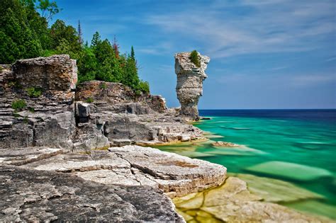 10 secret places to explore in Ontario before summer is over