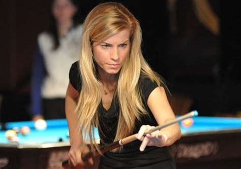 Top 10 Most Attractive Billiards Players Of All Time