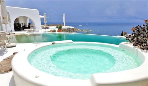 35 BEST HOTELS in MYKONOS (Luxury, 5-Star, Boutique)