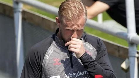 Kasper Schmeichel Danmark / Denmark Goalkeeper Kasper Schmeichel: "What Happened To ... : His ...