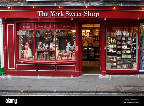 Old fashioned sweet shop York Stock Photo - Alamy