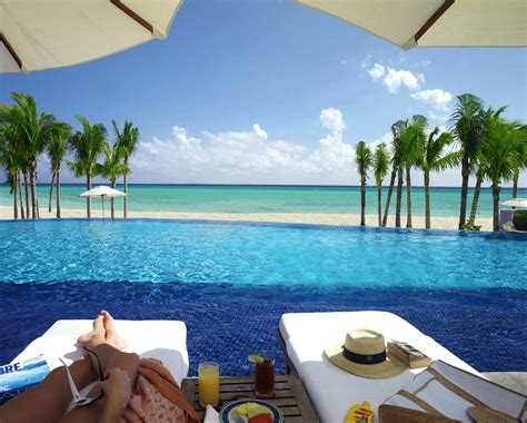 Royal Hideaway All-Inclusive in Playacar :: Playa del Carmen