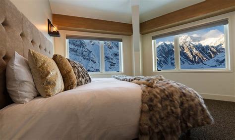 Sheldon Chalet, Alaska, The Most Isolated Luxury Hotel • The MAN