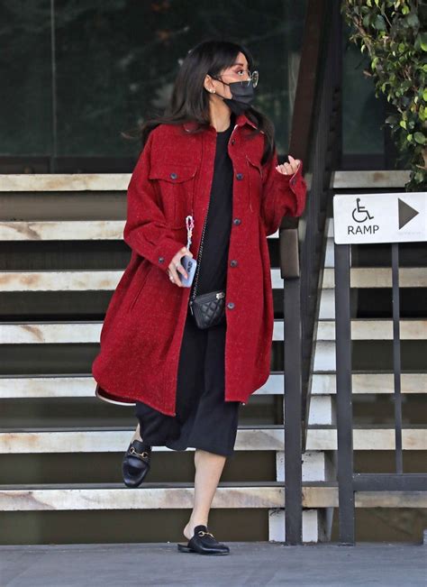 BRENDA SONG Leaves a Clinic in Beverly Hills 01/25/2022 – HawtCelebs