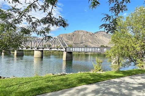 10 Best Hiking Trails in Kamloops, BC | PlanetWare