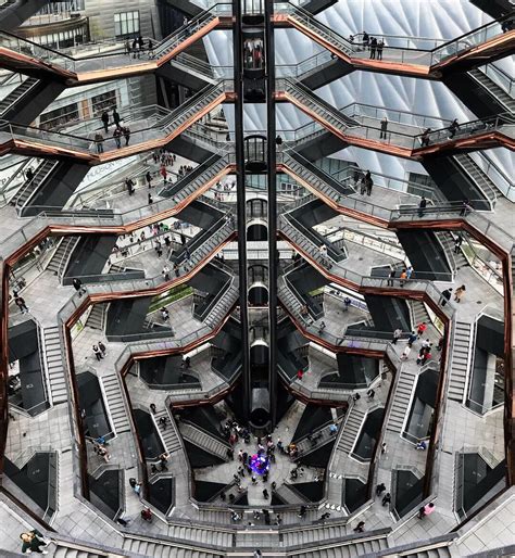 [Building] Interior view of The Vessel, Hudson Yards, NYC - Heatherwick ...