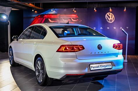 Volkswagen Passat Facelift Debuts In Malaysia - Business Today