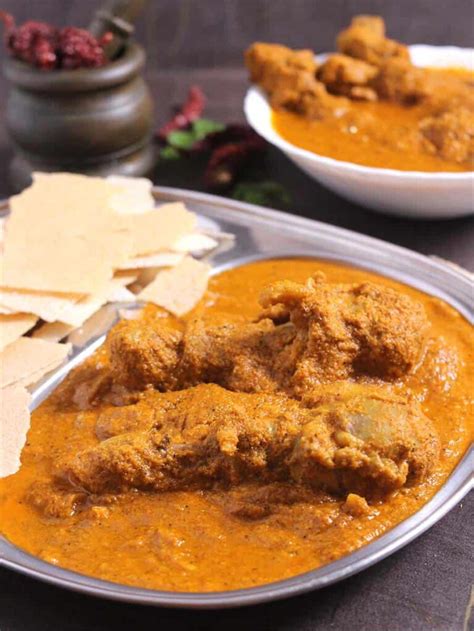 Kori Rotti Recipe | Mangalorean Spicy Chicken Curry - Cook with Kushi