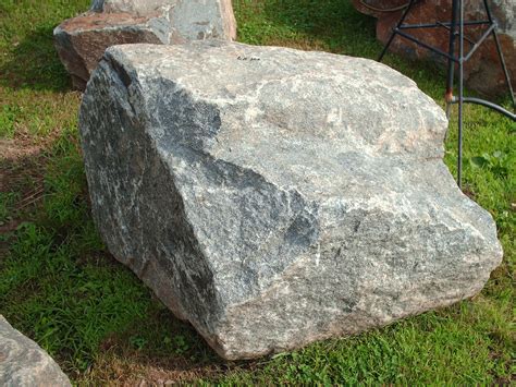 LB106.JPG (2560×1920) | Boulder rock, Bouldering, Landscaping with boulders