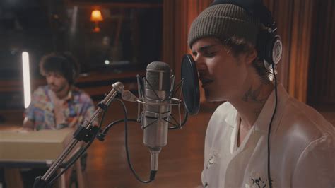 Watch: Justin Bieber & Benny Blanco Perform Acoustic Version of New Song 'Lonely' - That Grape Juice