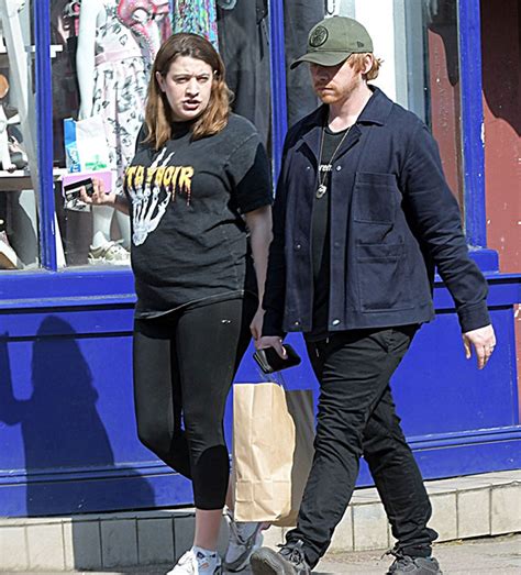 Rupert Grint & GF Georgia Groome Take Baby Daughter On Outing — Pics ...