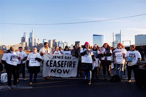 US Jewish Group Protests in 8 Cities for Gaza Ceasefire