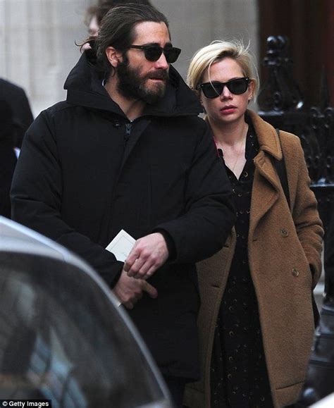 heath ledger funeral - Google Search | Jake gyllenhaal, Michelle williams, Jake