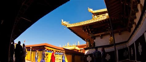 Jokhang Temple: The Most Sacred Monastery in Tibet