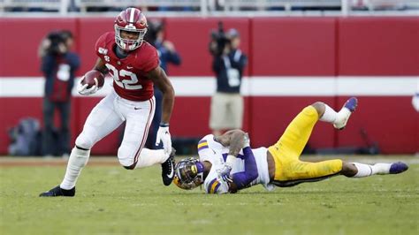 Alabama's Najee Harris Blasts Critics of Current RB Value