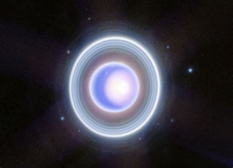 James Webb takes the most detailed picture of Uranus' bright rings