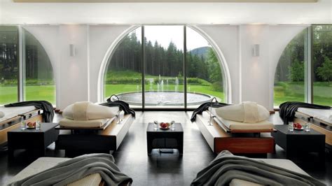 Invigorating: We tried the new 'Natural Facelift' facial at Powerscourt spa | IMAGE.ie