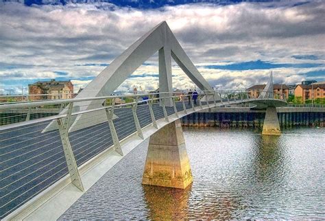 Glasgow River Clyde Bridges Run - FionaOutdoors