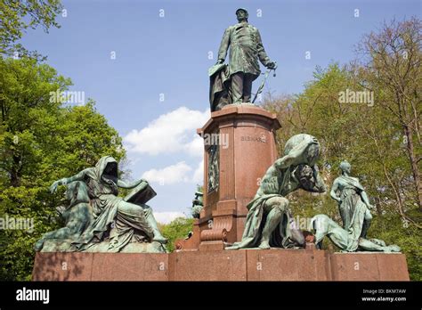 Statue of Bismarck in Tiergarten, Berlin, Germany Stock Photo - Alamy