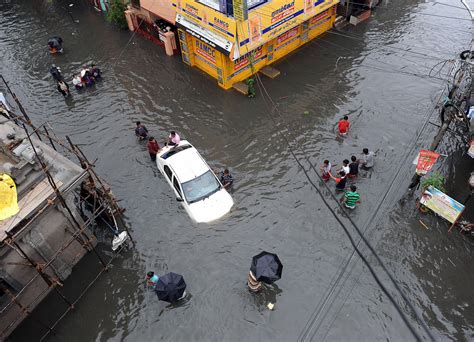 Buzzing: Facebook Has Activated Safety Check in India for the Chennai Floods | Chennai, Flood, City