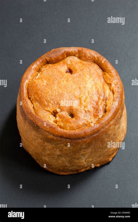 Melton Mowbray Pork Pie Stock Photo - Alamy