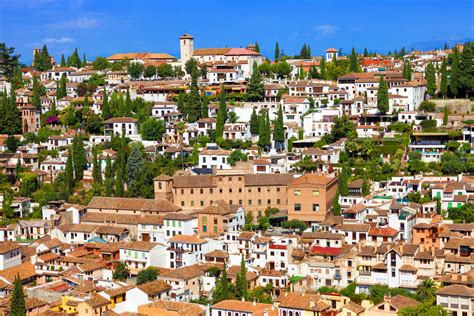 Alhambra, Albaicín & Granada Old Town Private Tour from Granada - Tourist Journey