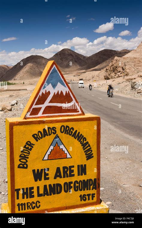 Border Roads Organisation Stock Photos & Border Roads Organisation ...