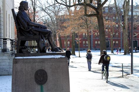 John Harvard Statue | Flyby | The Harvard Crimson