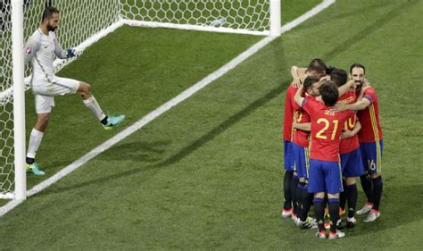 Spain power past timid Turkey: How Stats Zone saw Spain 3-0 Turkey | FourFourTwo