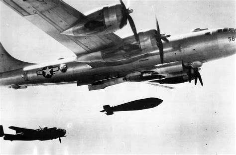 What is the giant WWII American bomb in this photo? - Aviation Discussion & Research - Large ...