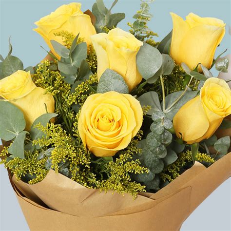 Online Beautiful Love Bouquet Of 6 Yellow Roses Gift Delivery in ...