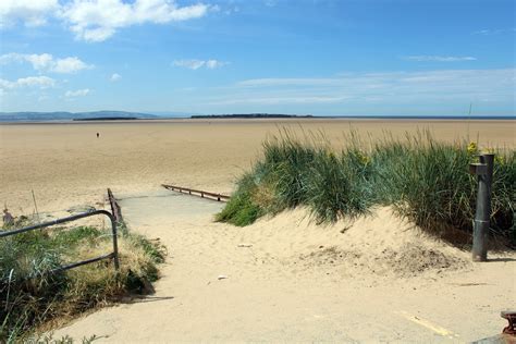 Red Rocks (Hilbre Point) | Wirral Beaches