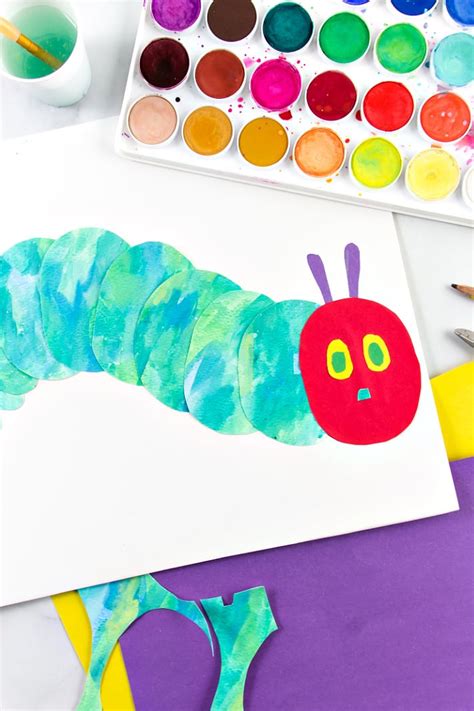 Easy Very Hungry Caterpillar Mixed Media Craft • Kids Activities Blog