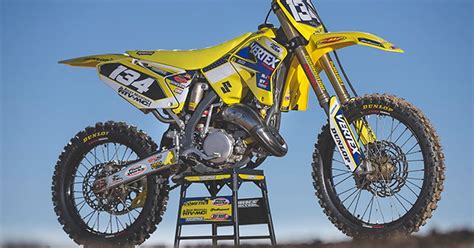 2006 Suzuki RM125 Project Bike Review | Dirt Rider