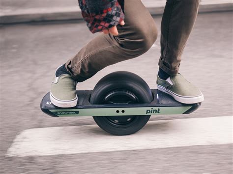 All Onewheel e-skateboards are recalled after reported deaths | NCPR News