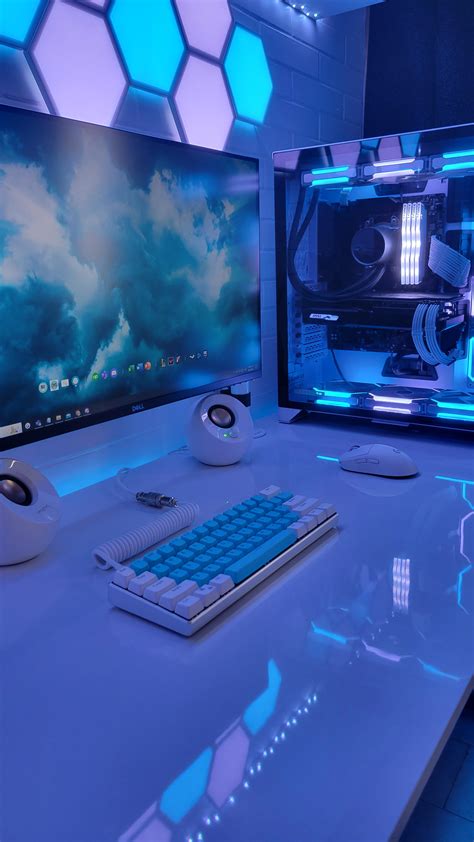 Light Blue Setup : r/battlestations