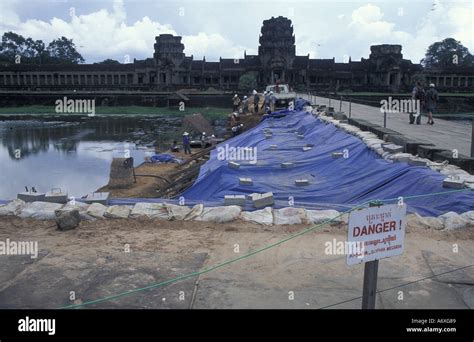 Asia, Cambodia, Angkor Wat. Restoration work Stock Photo - Alamy