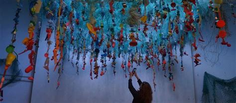 Wordless Wednesday: Ocean trash art | The Modernish Father