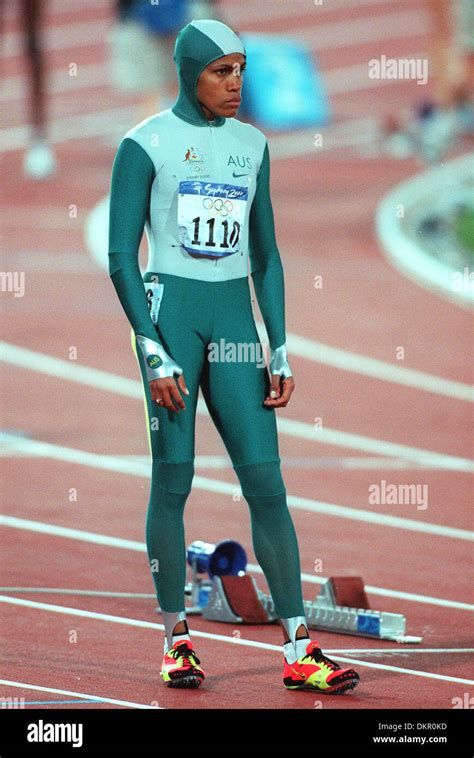 CATHY FREEMAN.400 METRES, SYDNEY OLYMPICS.Y, AUSTRALIA.OLYMPIC STADIUM ...