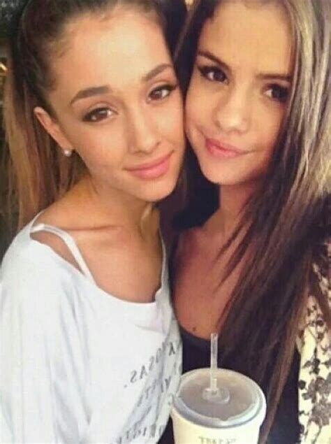 Ariana Grande Selena Gomez Friends