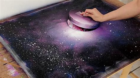 How to paint a planet and space with acrylic spray paint - Måla en ...