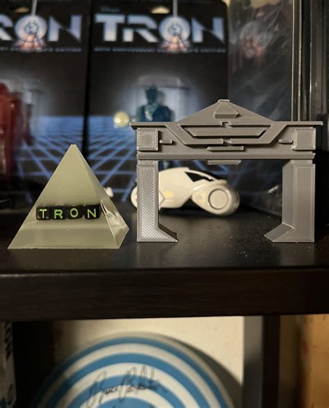 3D printable Tron Recognizer • made with Ender 3 V2・Cults