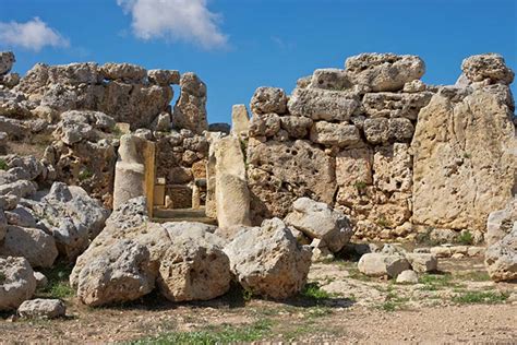 The Ġgantija Temples of Gozo: A Mysterious Megalithic Complex of Maltese Giants and Dwarfs ...