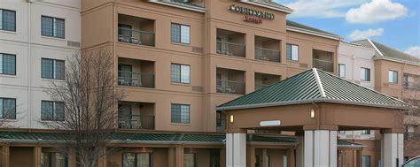 Kansas City, MO hotels – Courtyard by Marriott Kansas City East/Blue ...