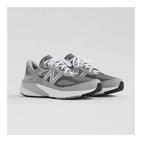 New Balance 990v6 'Grey', Men's Fashion, Footwear, Sneakers on Carousell