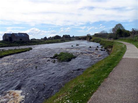 Thumbnail Gallery : Halkirk - A Short River Walk : 1 to 12 of 47 images :: Photos.Caithness.Org