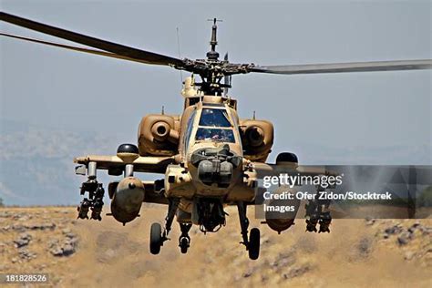 490 Apache Helicopter Ah 64 Stock Photos, High-Res Pictures, and Images ...