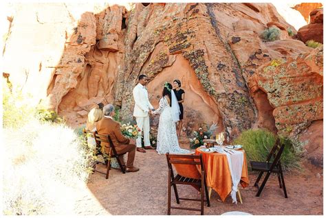 Oasis of Love in a Red Rock Desert Wedding Elopement | Cactus & Lace ...